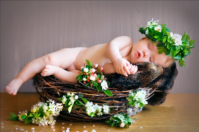 New Baby Flowers – Basic Etiquette to Follow